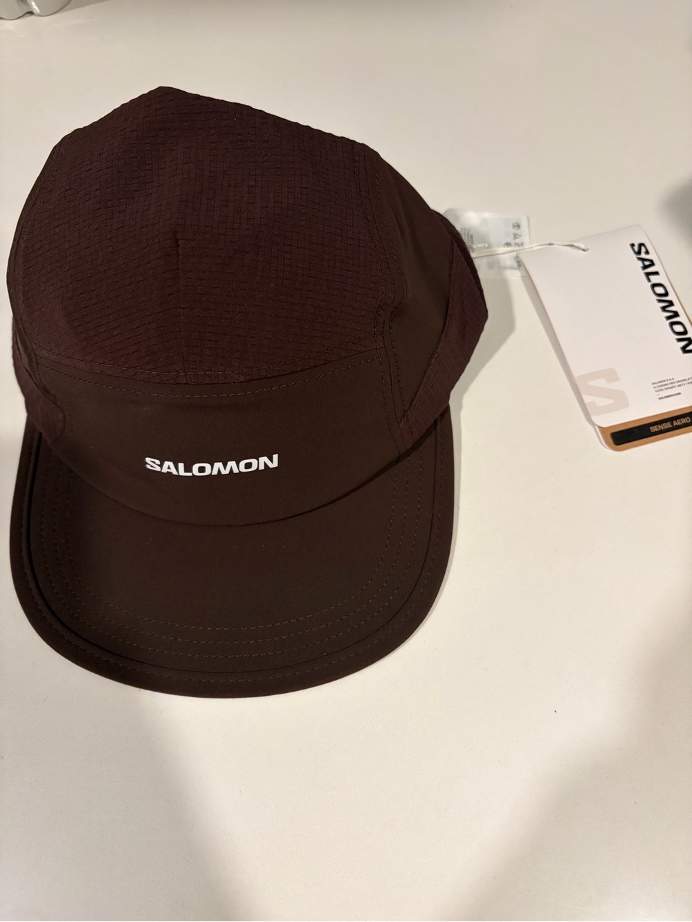 Salomon Unisex Sense Aero Hat in Dark Brown